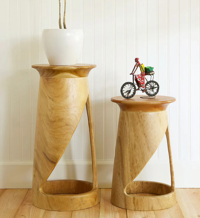 2 light-wood side tables