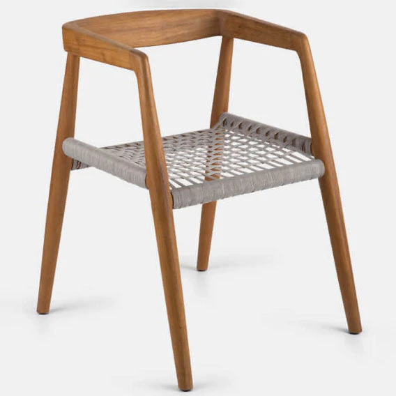 Outdoor dining chair with square back, wooden iroko frame and plastic woven base